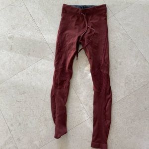Burgundy leggings